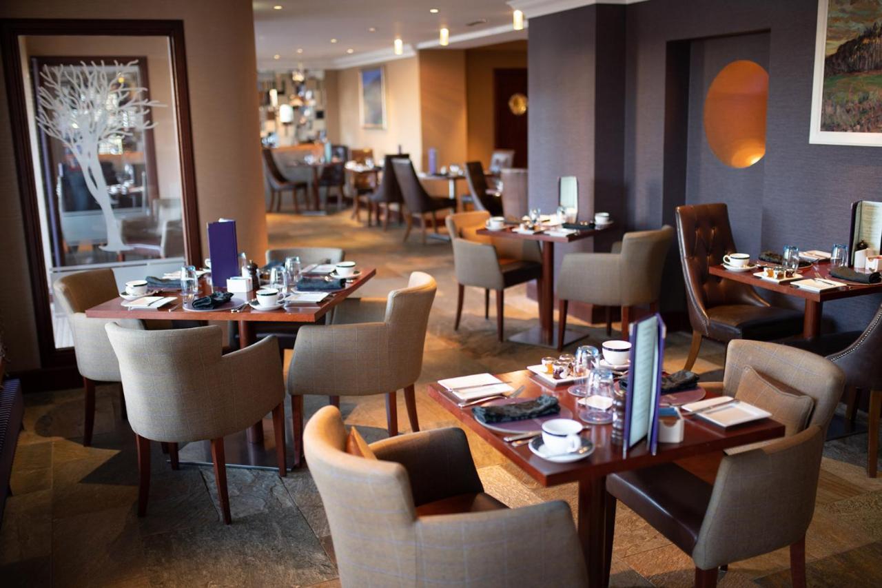 The Mansefield Hotel Элгин Экстерьер фото